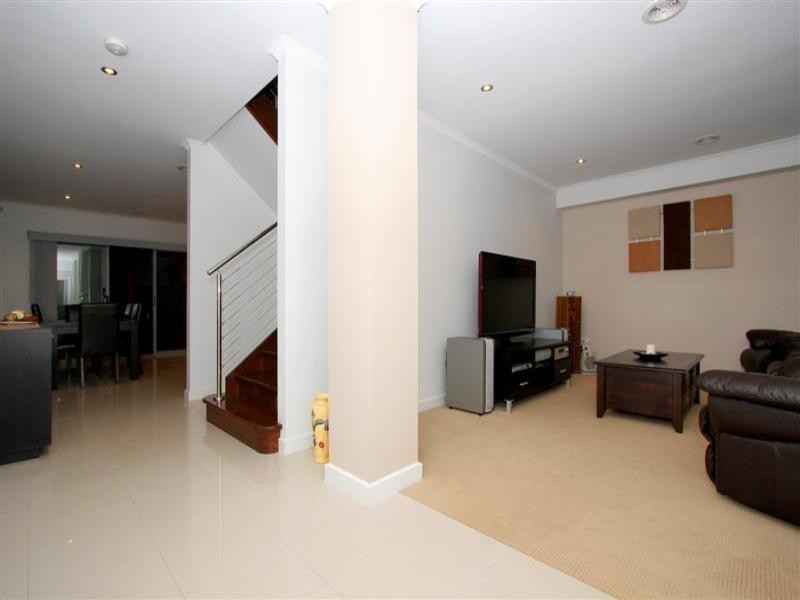 11 Parkes Way, Burnside Heights VIC 3023