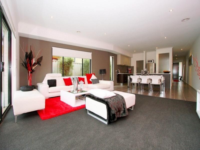 3 Beacon Lane, Caroline Springs VIC 3023