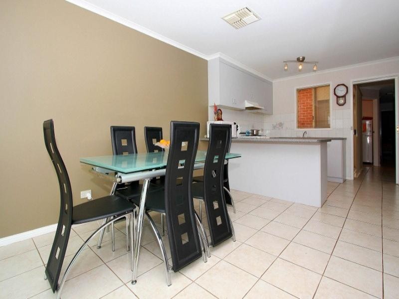 18 Granite Way, Delahey VIC 3037