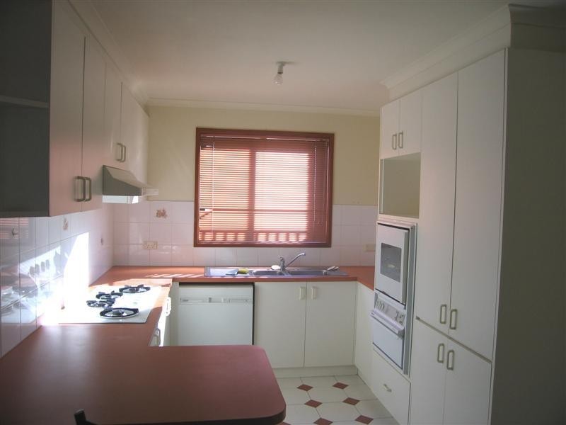21 Sainsbury Avenue, Hillside VIC 3037