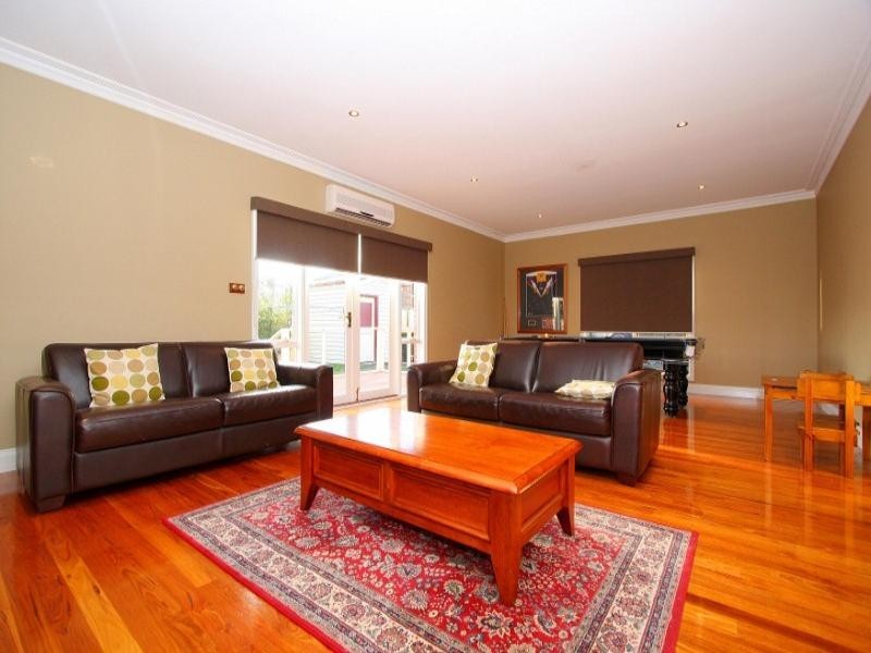 6 Wetherby Court, Hillside VIC 3037