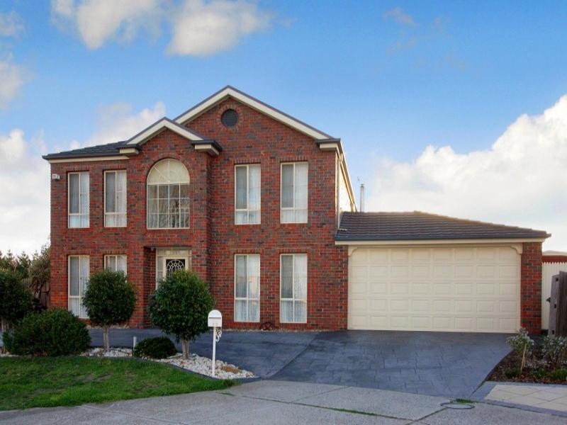 23 Pacific Place, Taylors Lakes VIC 3038