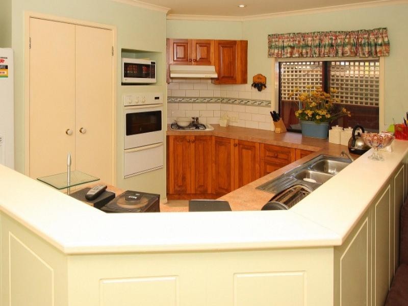 5 Pollock Court, Delahey VIC 3037