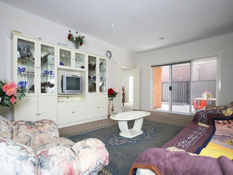 6 Silverleaf Drive, Melton VIC 3337