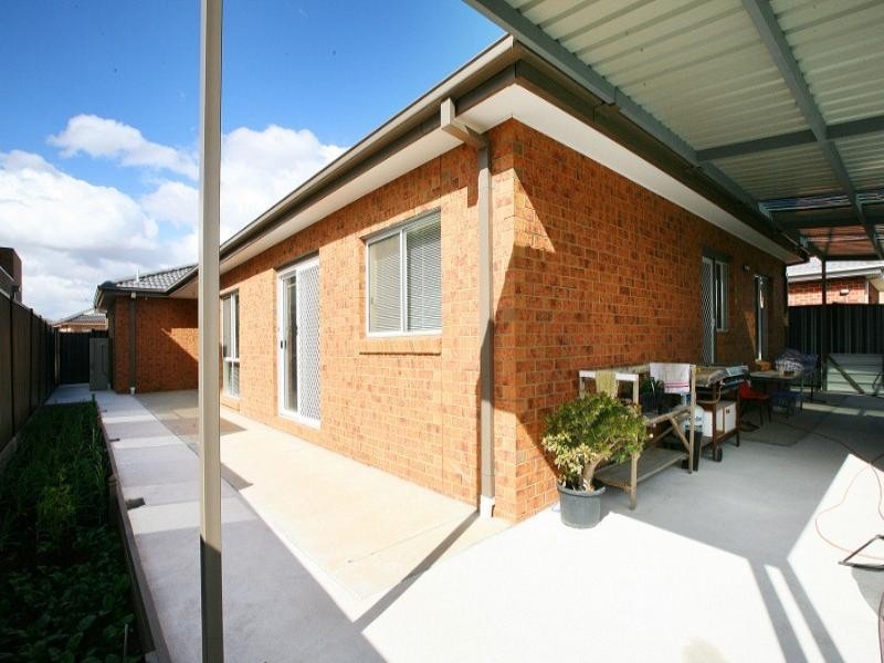 6 Silverleaf Drive, Melton VIC 3337