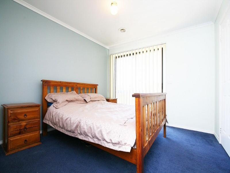 10 Tiffany Place, Sydenham VIC 3037