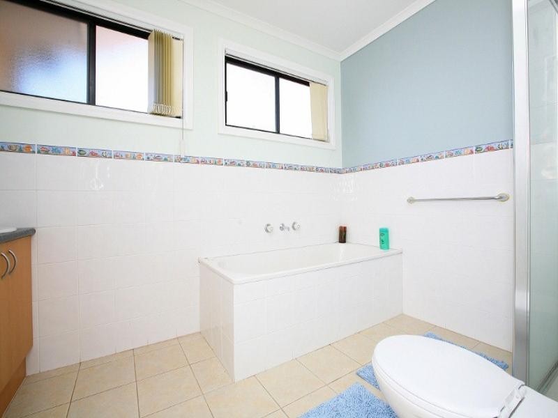 10 Tiffany Place, Sydenham VIC 3037