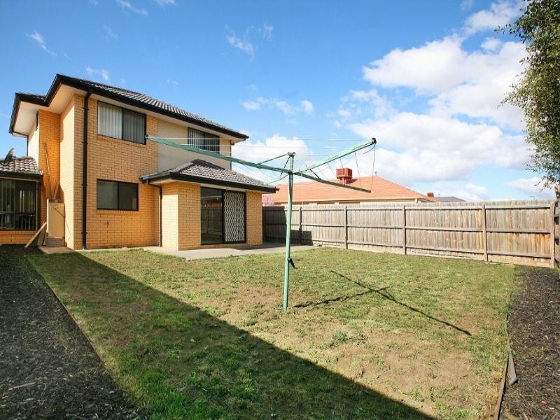 10 Tiffany Place, Sydenham VIC 3037