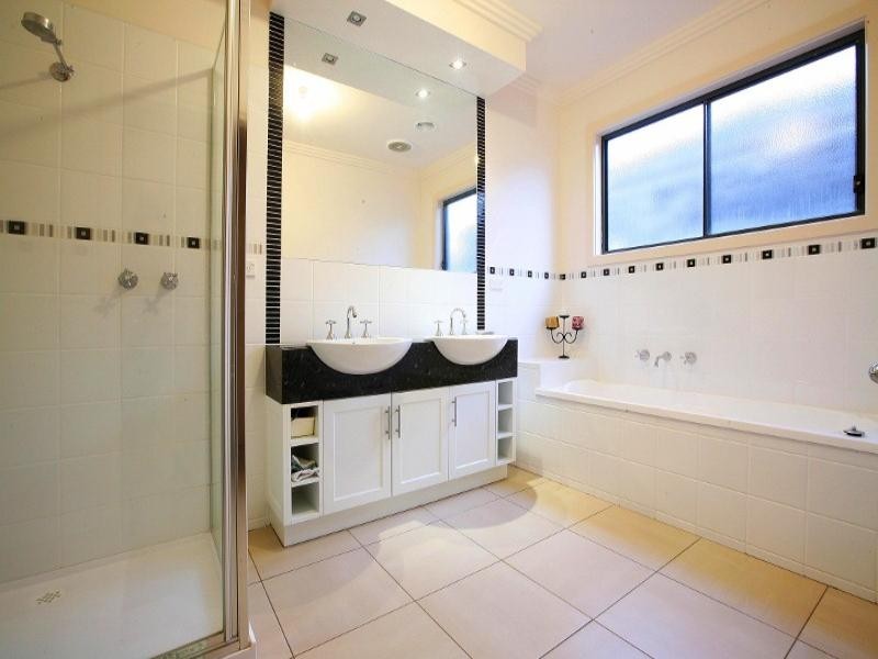 20 Bloomsbury Court, Hillside VIC 3037