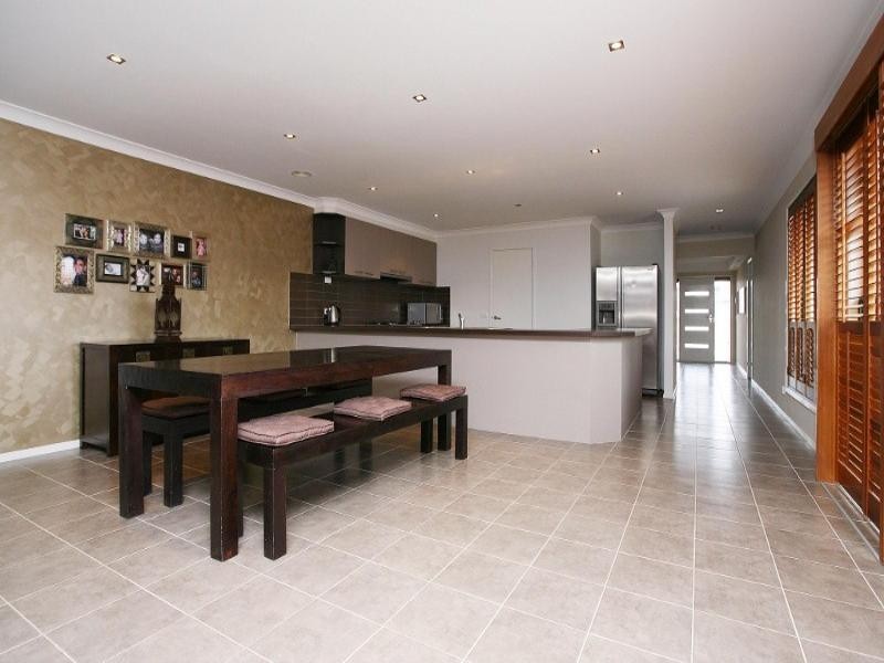 16 The Parks, Hillside VIC 3037