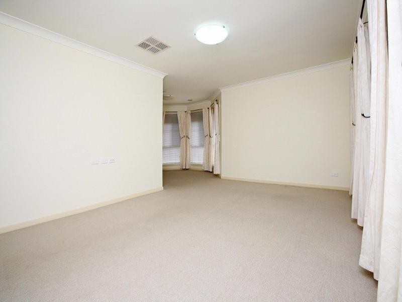 22 Santolin Drive, Hillside VIC 3037