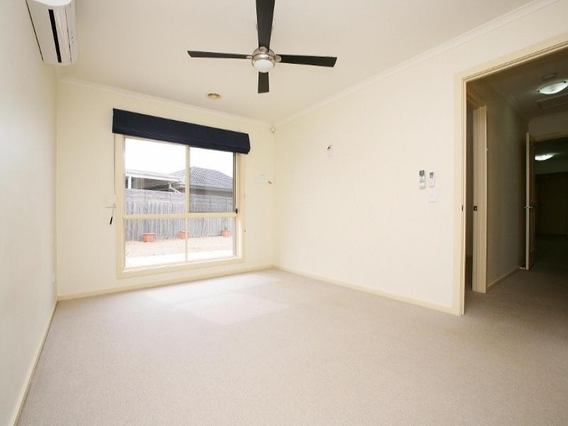 22 Santolin Drive, Hillside VIC 3037