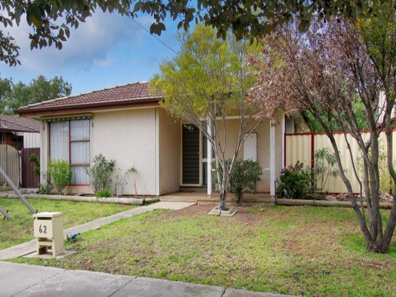 62 Oakwood Road, Albanvale VIC 3021