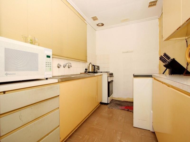 62 Oakwood Road, Albanvale VIC 3021