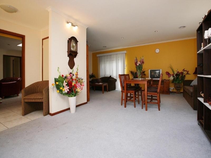 28 Lionheart Avenue, Taylors Lakes VIC 3038