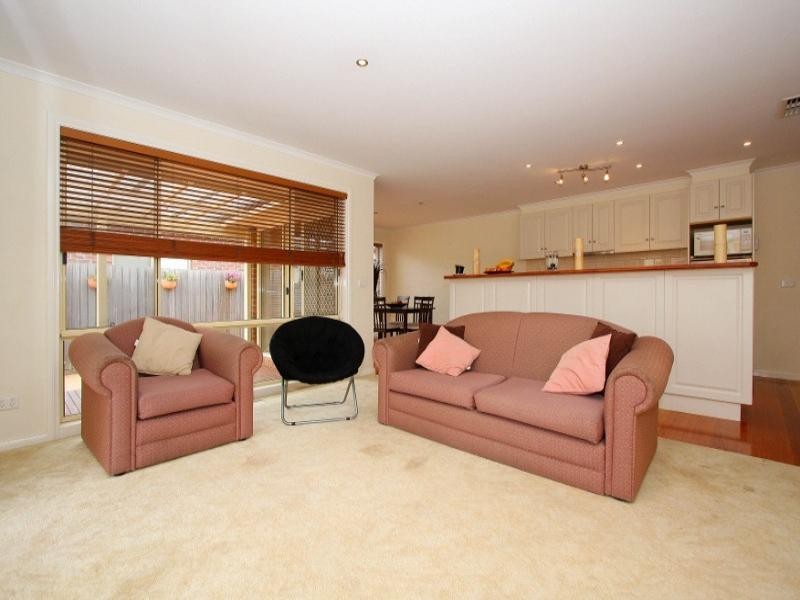 7 Yiota Place, Sydenham VIC 3037