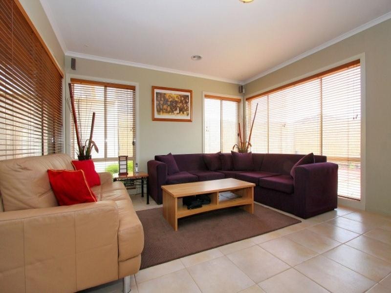 13 Eliza Court, Hillside VIC 3037