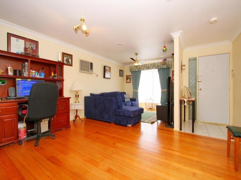 27 Meade Way, Sydenham VIC 3037