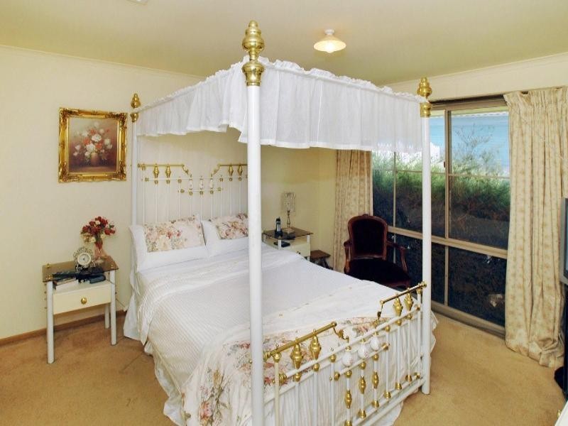 3 Breadalbane Court, Sydenham VIC 3037