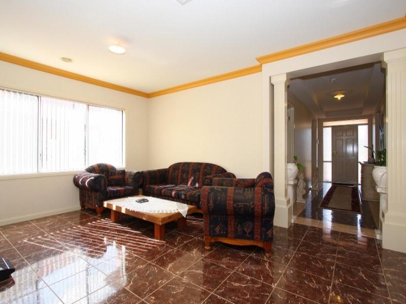 25 Watervale Boulevard, Taylors Hill VIC 3037