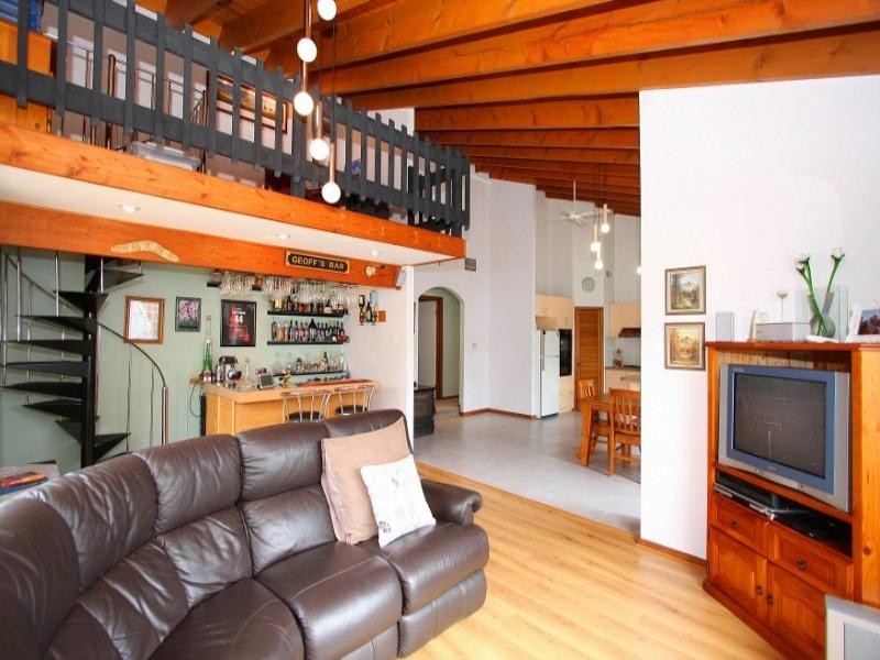 29 Prince Albert Crescent, Taylors Lakes VIC 3038