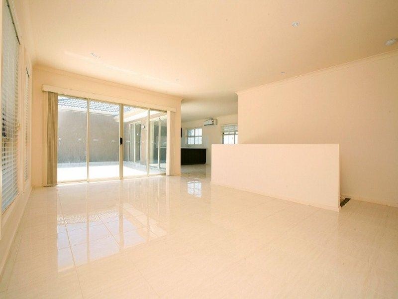 531-535 Melton Highway, Sydenham VIC 3037