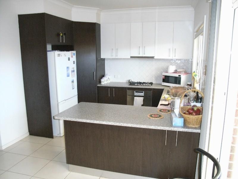 1/13 Shields Court, Sydenham VIC 3037