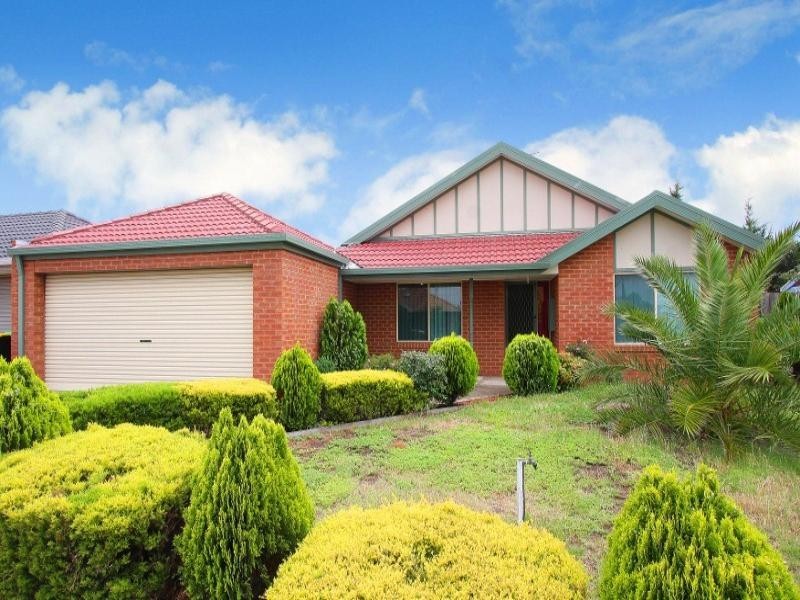 11 Varna Court, Hillside VIC 3037
