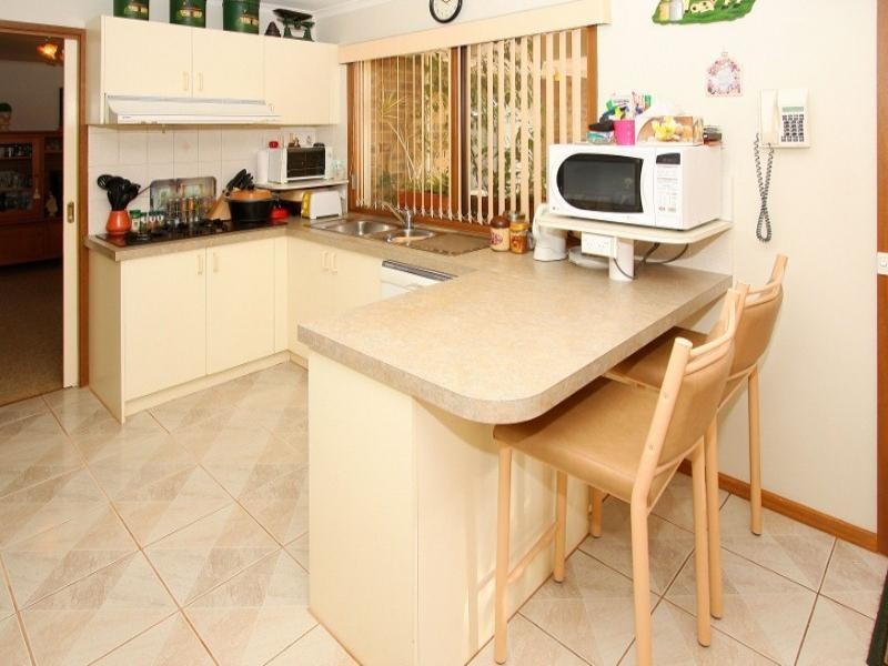 1 Sandy Court, Taylors Lakes VIC 3038