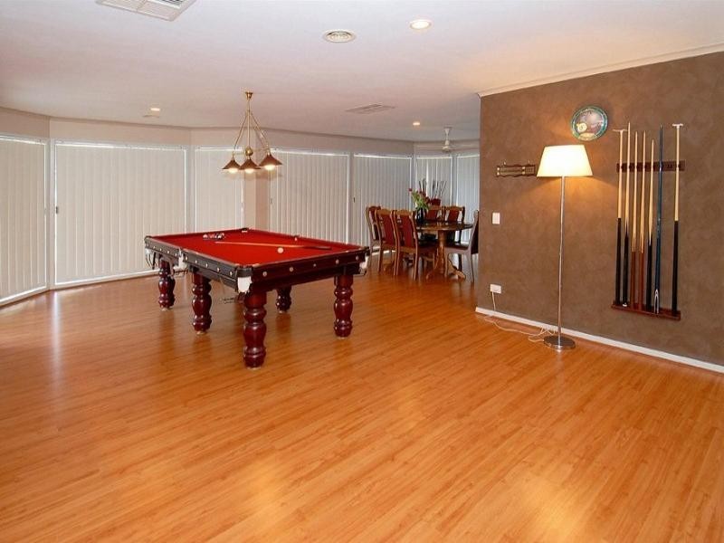 11 Sandalwood Avenue, Hillside VIC 3037