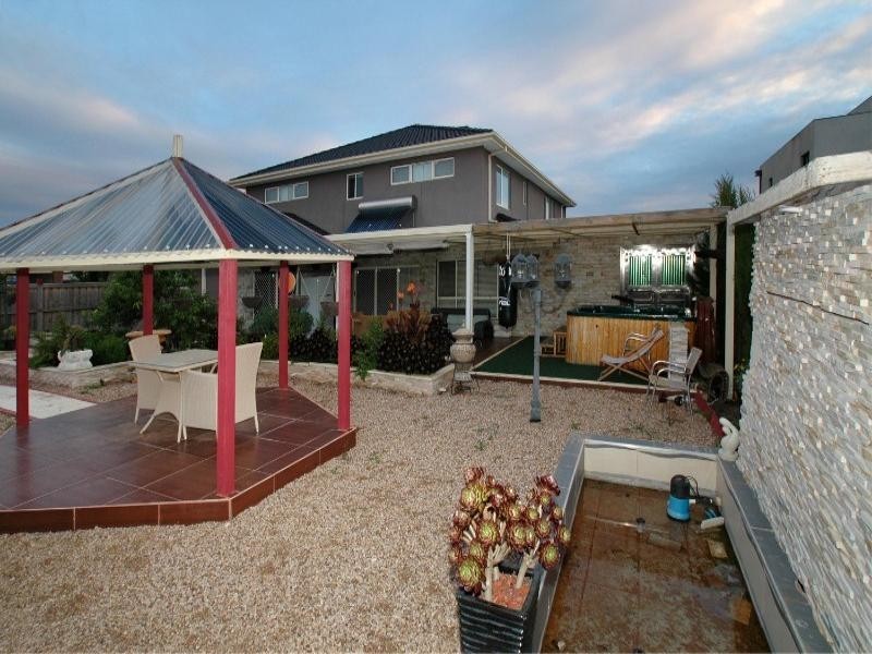 80 Taylors Hill Boulevard, Taylors Hill VIC 3037