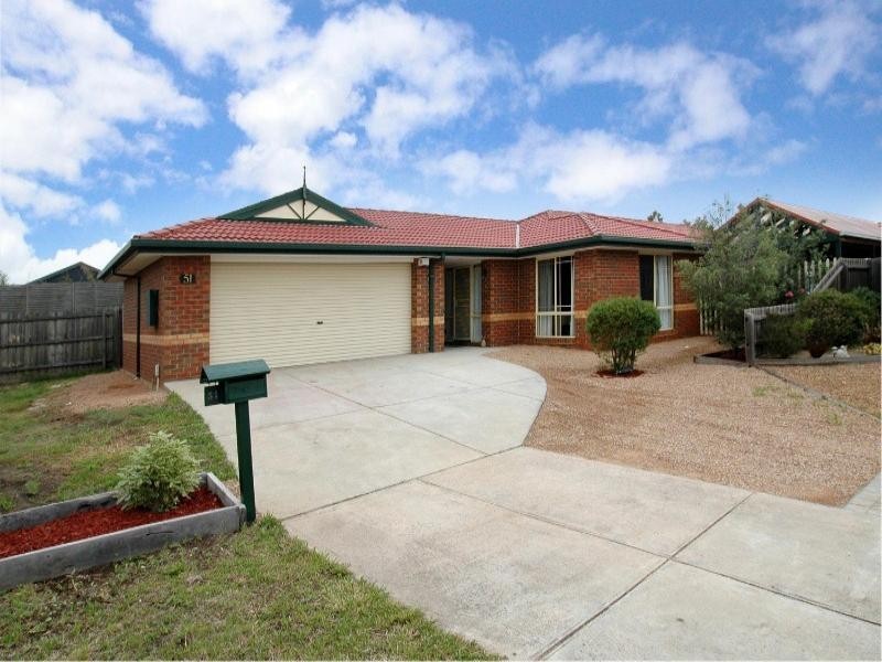 51 Bungarim Wynd, Sydenham VIC 3037