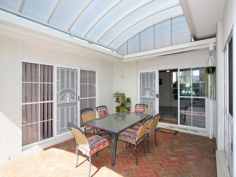 22 Australia Drive, Taylors Lakes VIC 3038