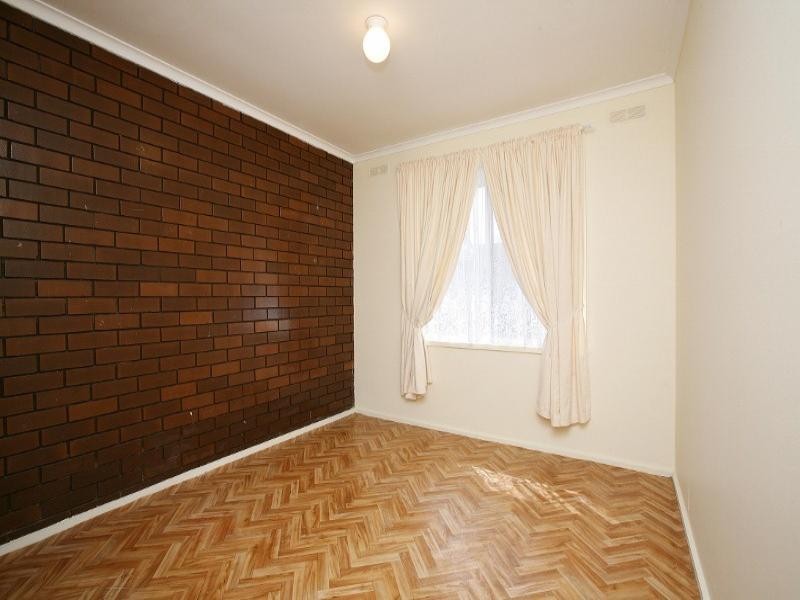 2/3 Grant Street, St Albans VIC 3021