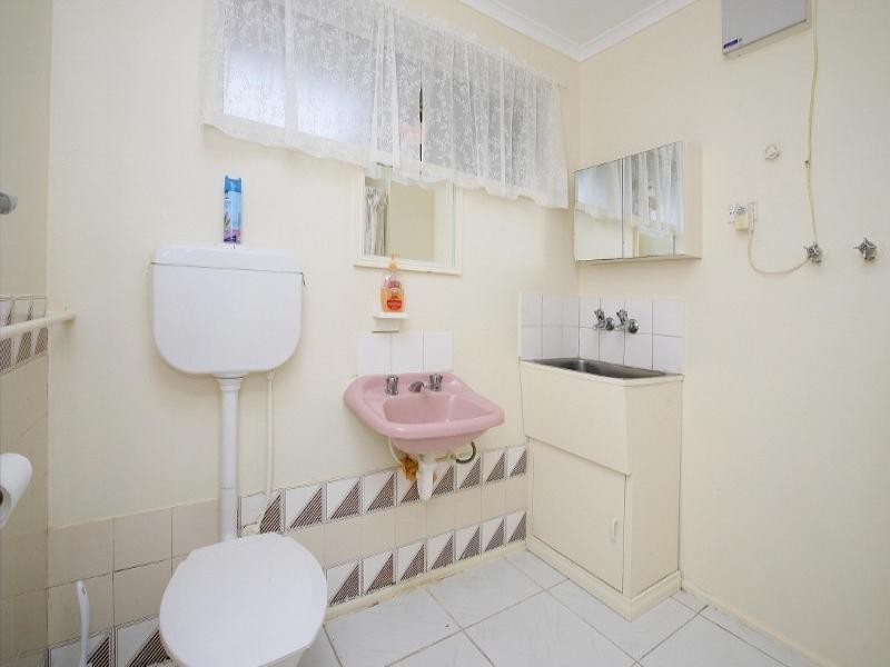 2/3 Grant Street, St Albans VIC 3021