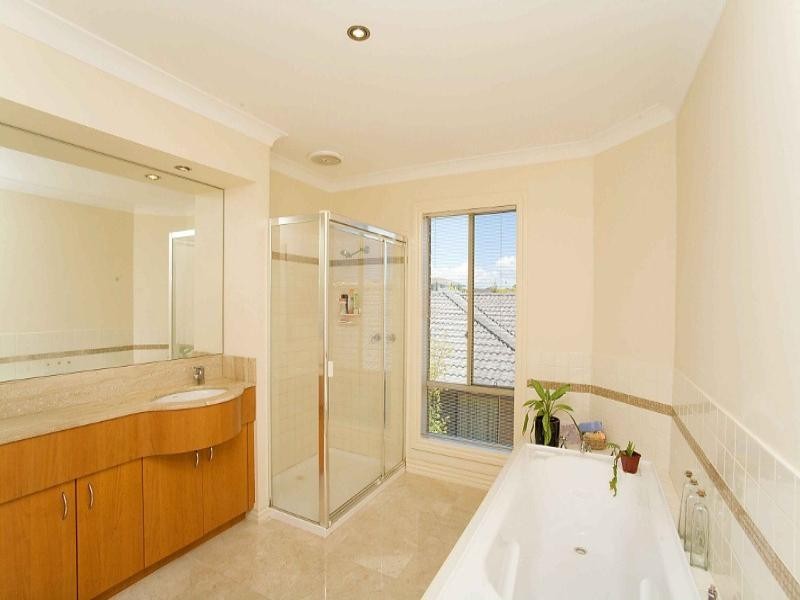 23 Berthon Crescent, Hillside VIC 3037