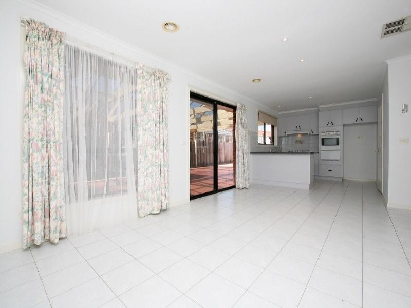 30 Blackwood Way, Delahey VIC 3037