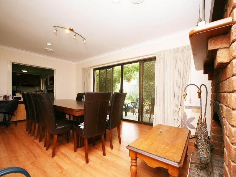 4 Cromer Place, Keilor Downs VIC 3038