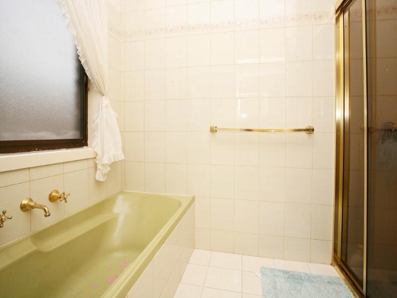 4 Cromer Place, Keilor Downs VIC 3038