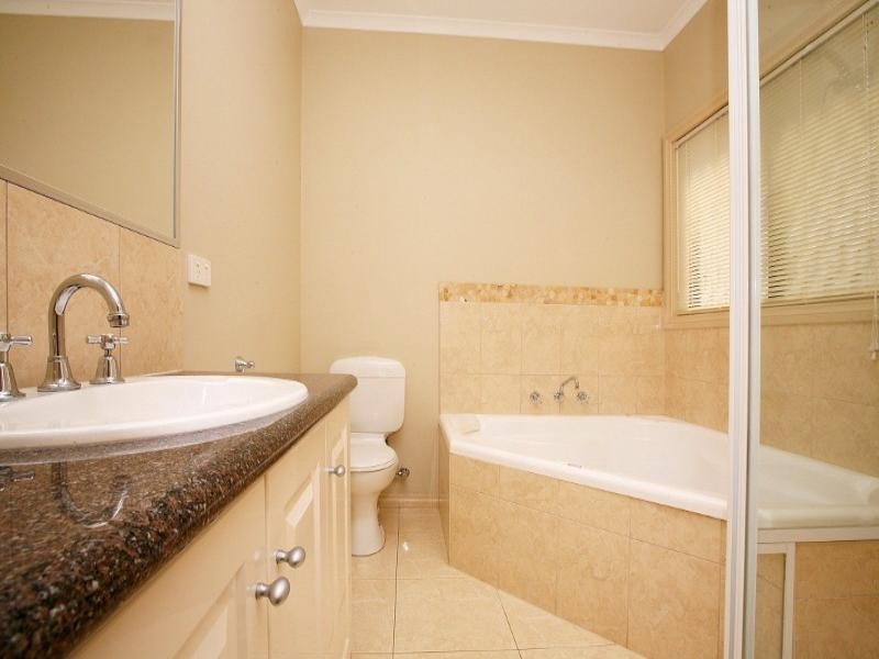 47 Park Lane, Taylors Hill VIC 3037