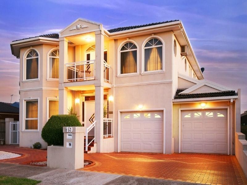 19 Perceval Crescent, Taylors Lakes VIC 3038