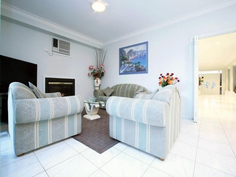 19 Perceval Crescent, Taylors Lakes VIC 3038
