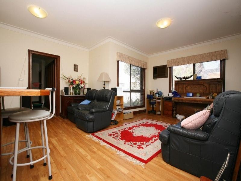 20 Dunraven Court, Sydenham VIC 3037