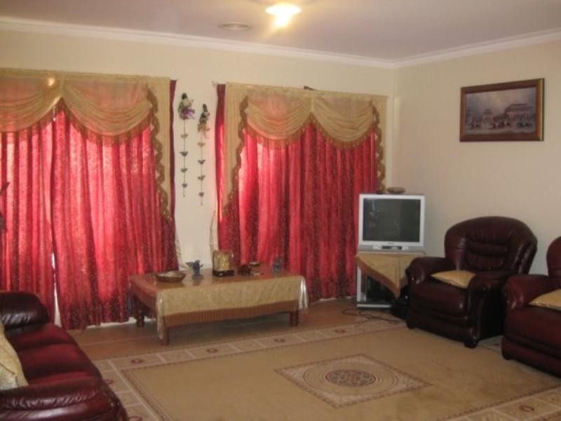 11 Knight Court, Hillside VIC 3037