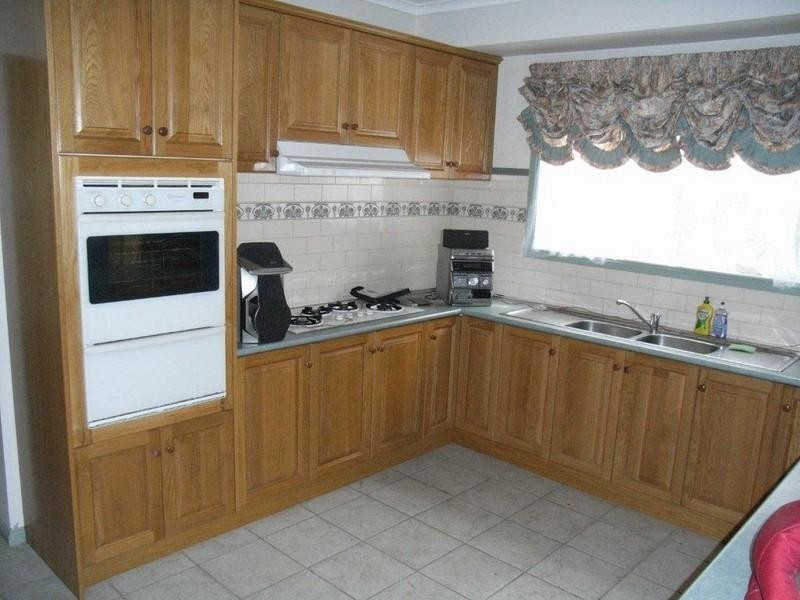 9 Beaumont Court, Sydenham VIC 3037