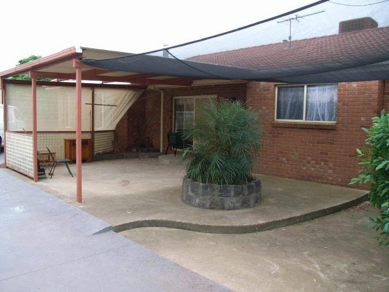 9 Beaumont Court, Sydenham VIC 3037