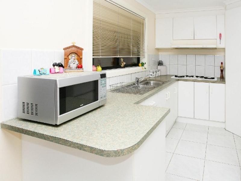 7 Wallace Street, Delahey VIC 3037