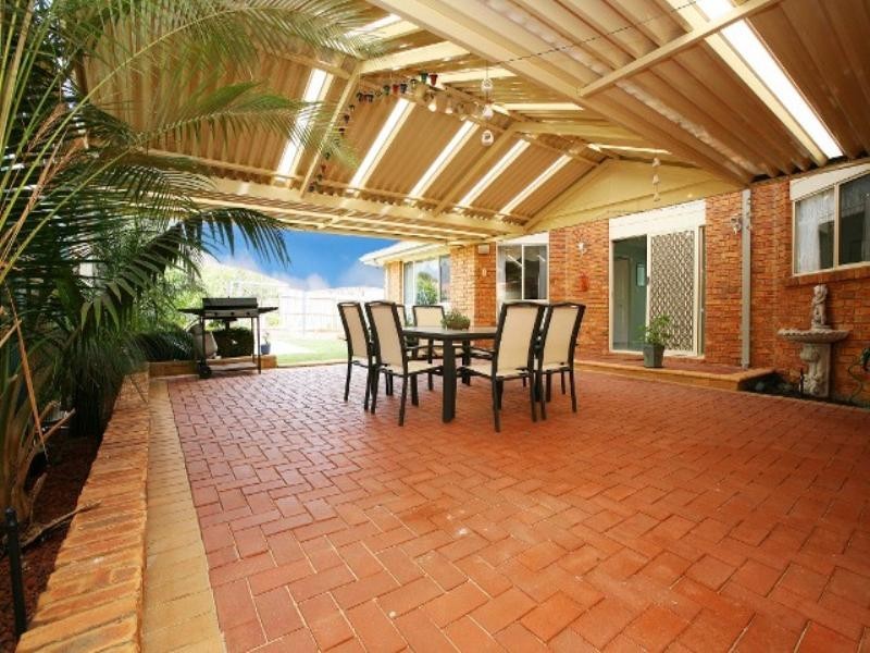 9 Jenny Court, Hillside VIC 3037