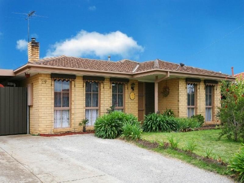 29 Kurung Drive, Kings Park VIC 3021