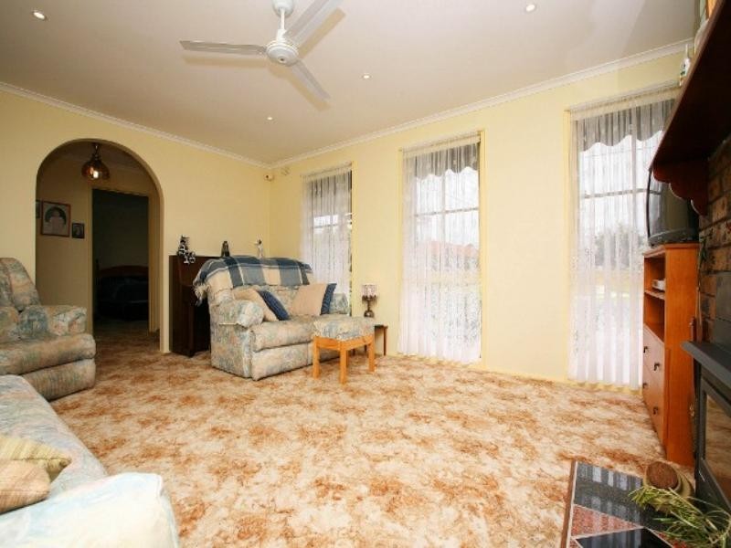 29 Kurung Drive, Kings Park VIC 3021